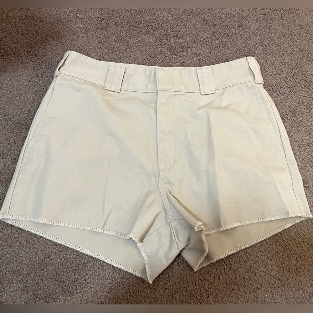Shorts, color tan, size 5/27, brand Dickies
